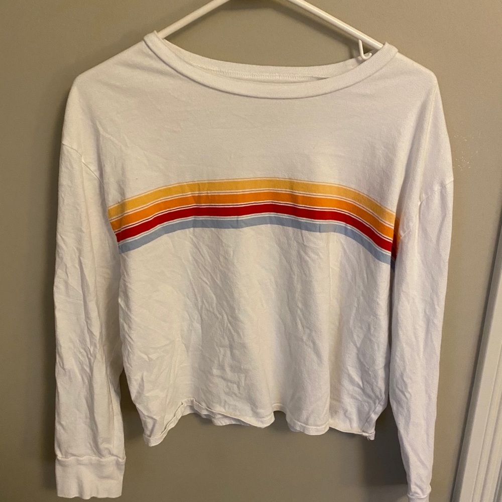 Super cute long sleeve graphic tee